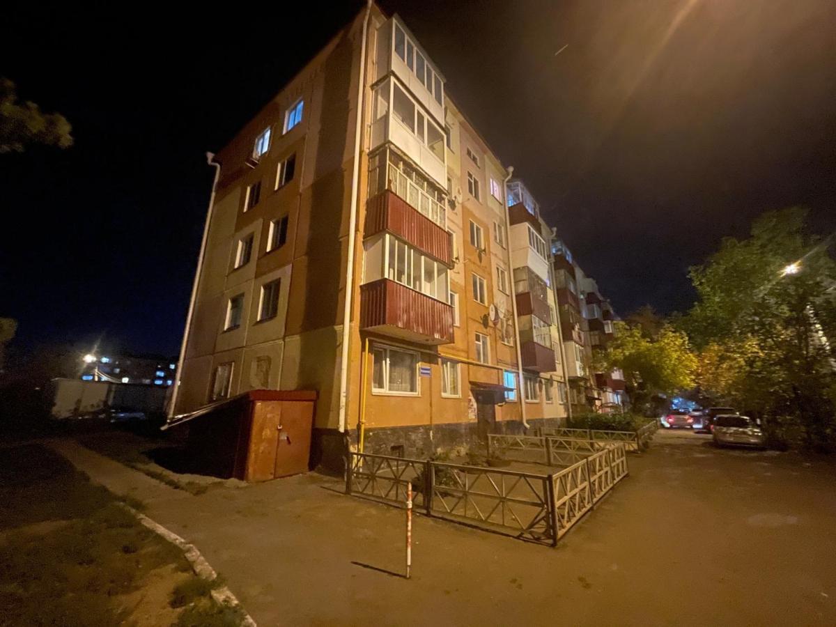 1-Комн. Квартира Целиком Интернациональная 32 С Гостиничным Сервисом Πετροπάβλοφσκ Εξωτερικό φωτογραφία